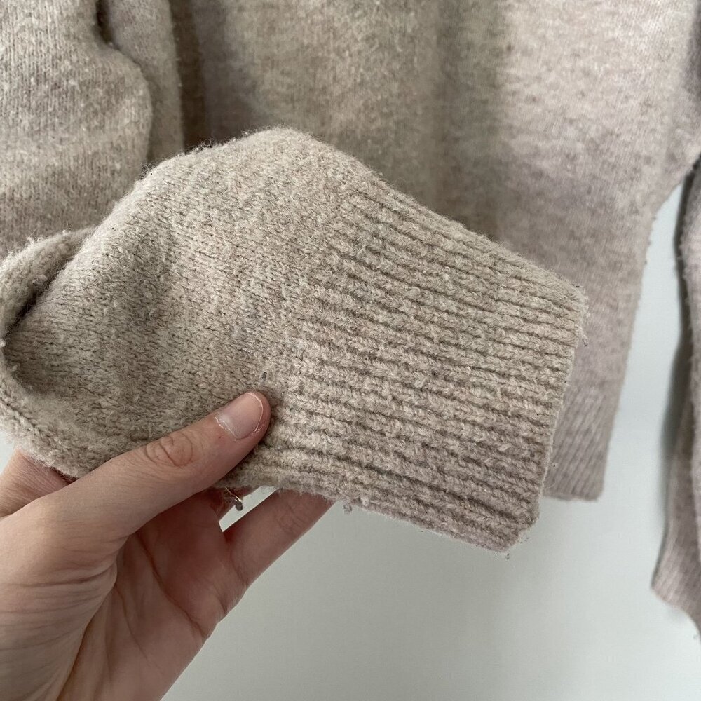 H&M women's size small beige tan turtleneck sweater casual comfortable warm knit - Picture 4 of 5